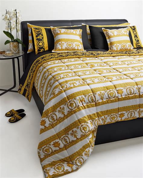 replica versace queen bedding|Versace Bedding Set .